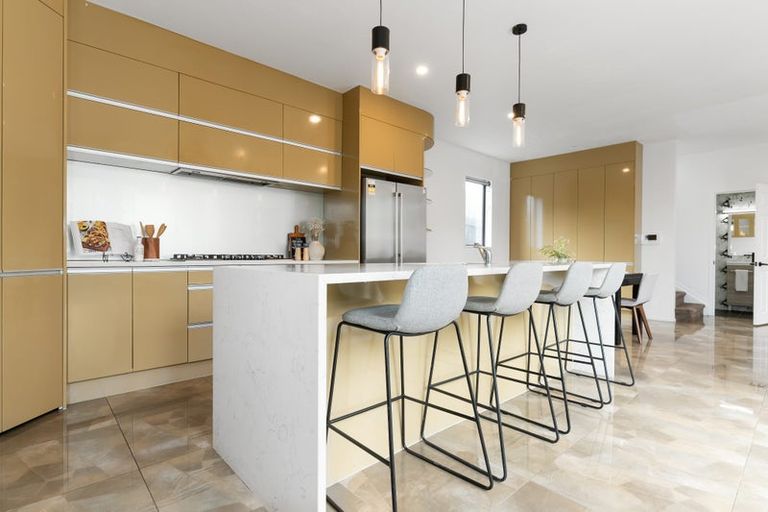 Photo of property in 74b Stamford Park Road, Mount Roskill, Auckland, 1041