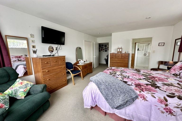 Photo of property in 46 Cunningham Street, Grasmere, Invercargill, 9810