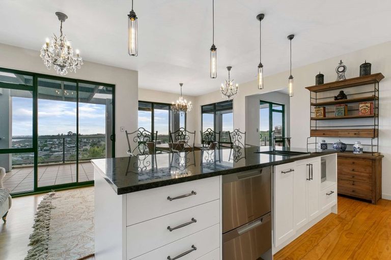 Photo of property in 31 Aurora Avenue, Welcome Bay, Tauranga, 3112