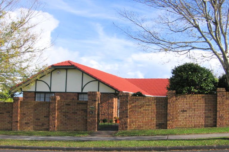 Photo of property in 27 Calluna Crescent, Totara Heights, Auckland, 2105