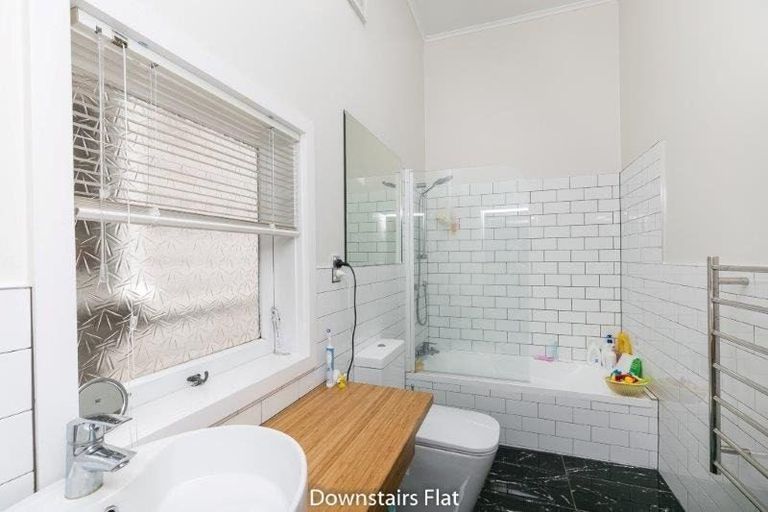 Photo of property in 82 Tinakori Road, Thorndon, Wellington, 6011