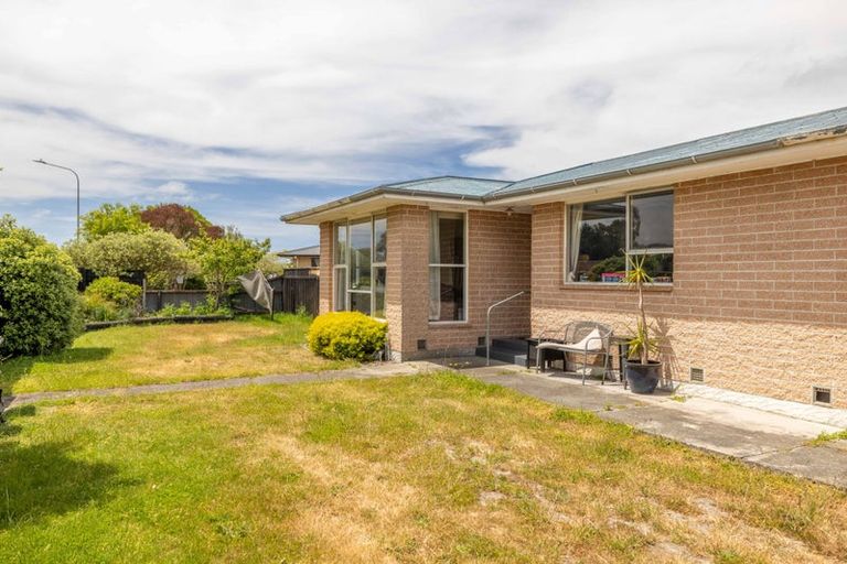 Photo of property in 4 Woodlands Place, Aranui, Christchurch, 8061