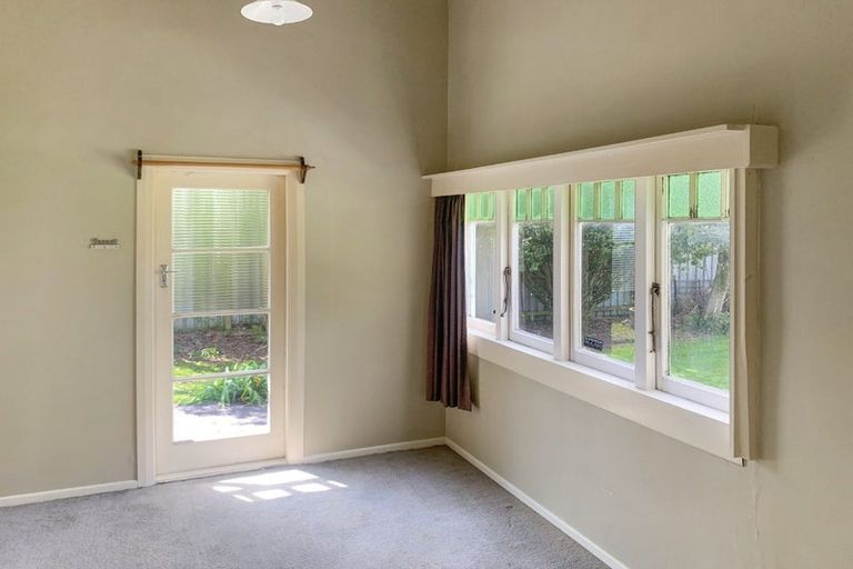 Photo of property in 6 Carlson Street, Dannevirke, 4930