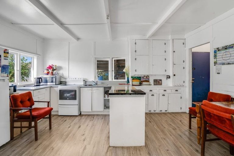 Photo of property in 28 Port Albert Road, Wellsford, 0900