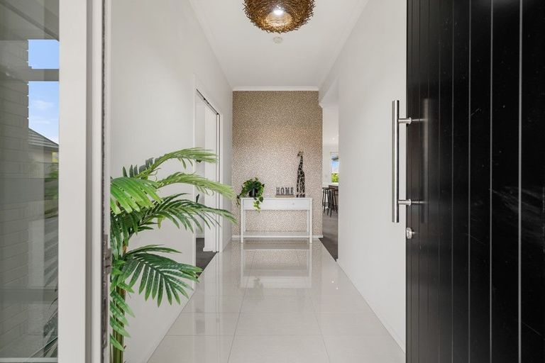 Photo of property in 21 Tosswill Road, Prebbleton, 7604