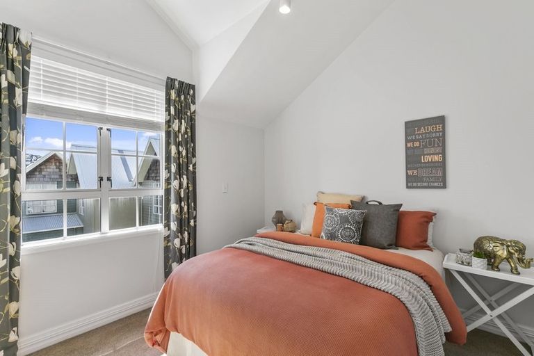 Photo of property in 54 Pipitea Street, Thorndon, Wellington, 6011