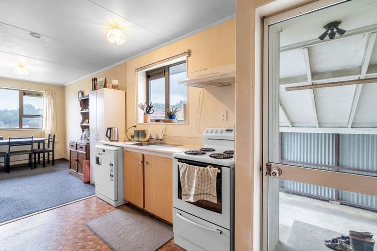 Photo of property in 17 Brooke Street, Heidelberg, Invercargill, 9812