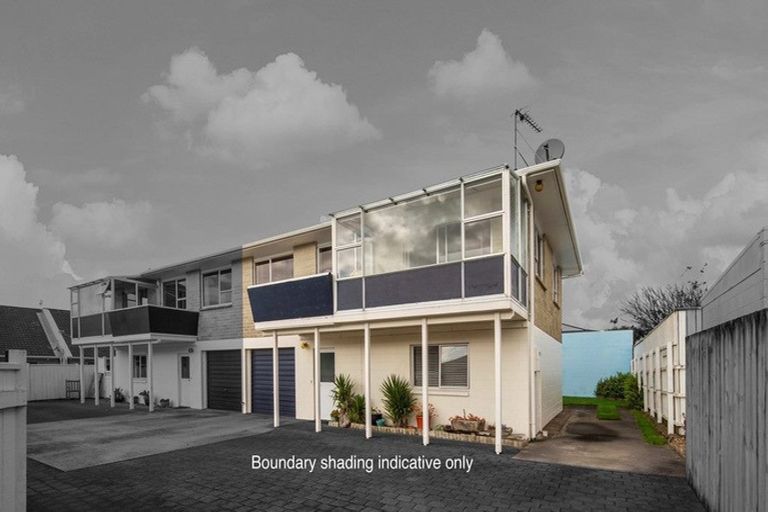 Photo of property in 79a Barrett Street, Westown, New Plymouth, 4310
