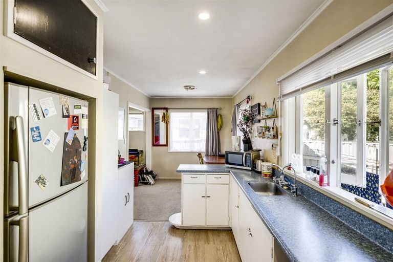 Photo of property in 58 Downing Avenue, Pirimai, Napier, 4112