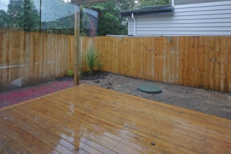 Photo of property in 43c Border Road, Henderson, Auckland, 0612