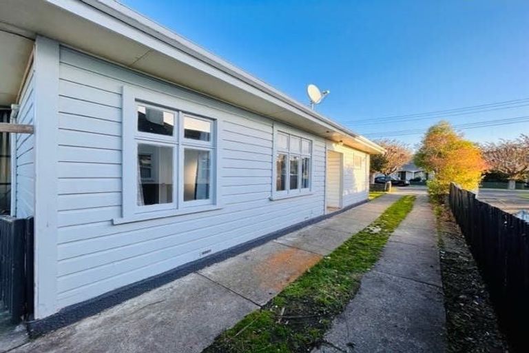 Photo of property in 54 Kirkcaldy Street, South Dunedin, Dunedin, 9012