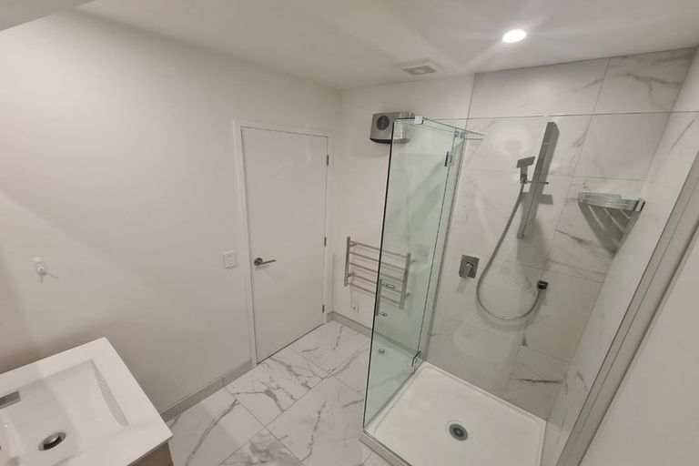 Photo of property in 3/183 Cambridge Terrace, Fairfield, Lower Hutt, 5011