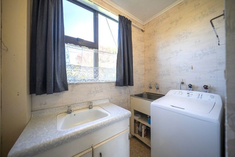 Photo of property in 221 Milford Road, Te Anau, 9600