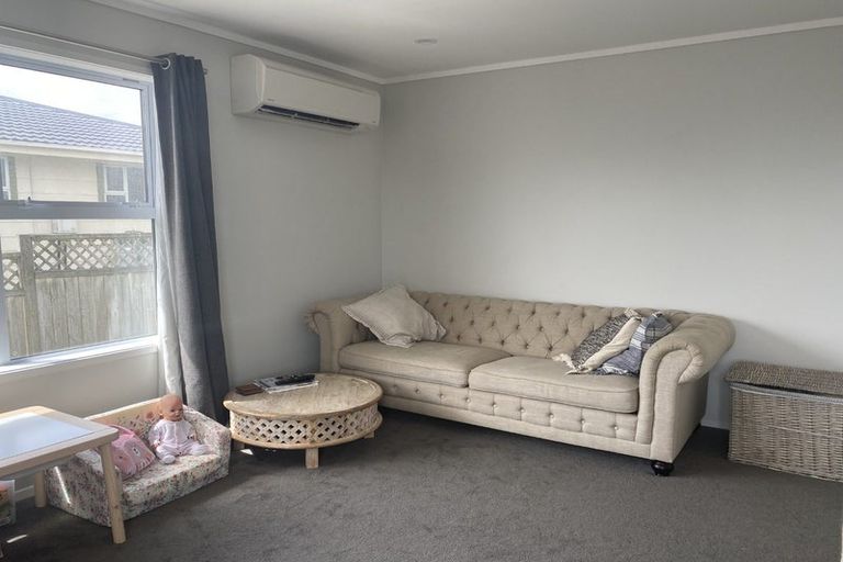 Photo of property in 39 Matatiro Street, Titahi Bay, Porirua, 5022