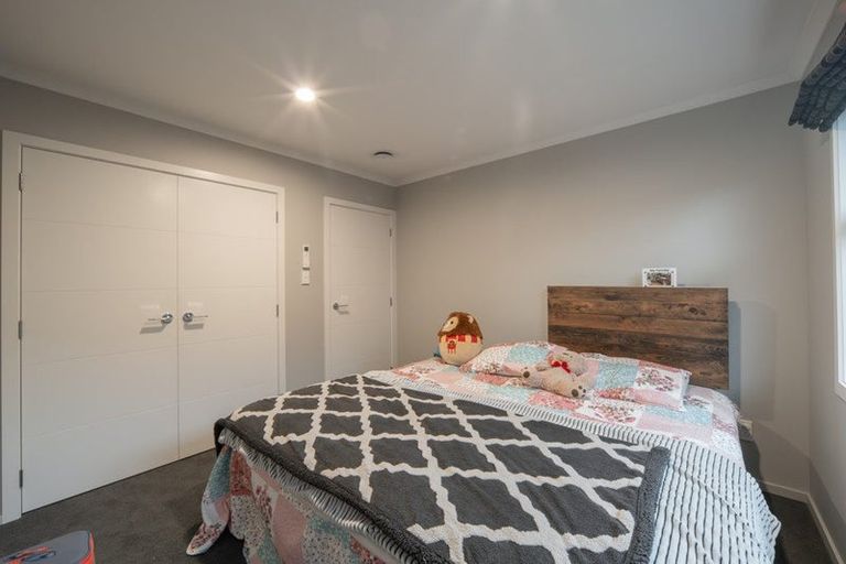 Photo of property in 11 Miranda Place, Flagstaff, Hamilton, 3210