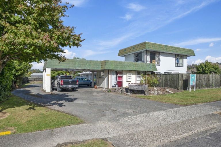 Photo of property in 22 Trigg Avenue, Fenton Park, Rotorua, 3010
