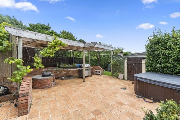 Photo of property in 7 Amante Crescent, Mairangi Bay, Auckland, 0630