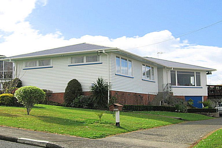 Photo of property in 27 Hoey Street, Te Kamo, Whangarei, 0112