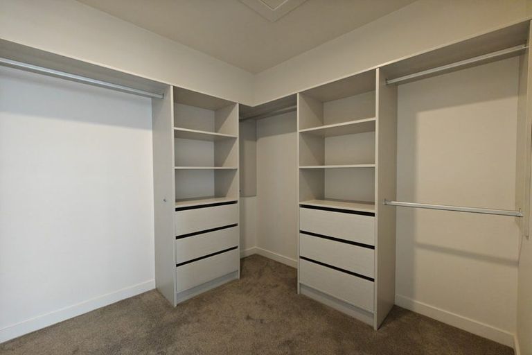 Photo of property in 70 Michael Bosher Way, Flat Bush, Auckland, 2019