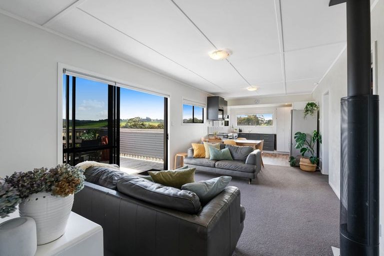 Photo of property in 30 Foster Crescent, Snells Beach, 0920