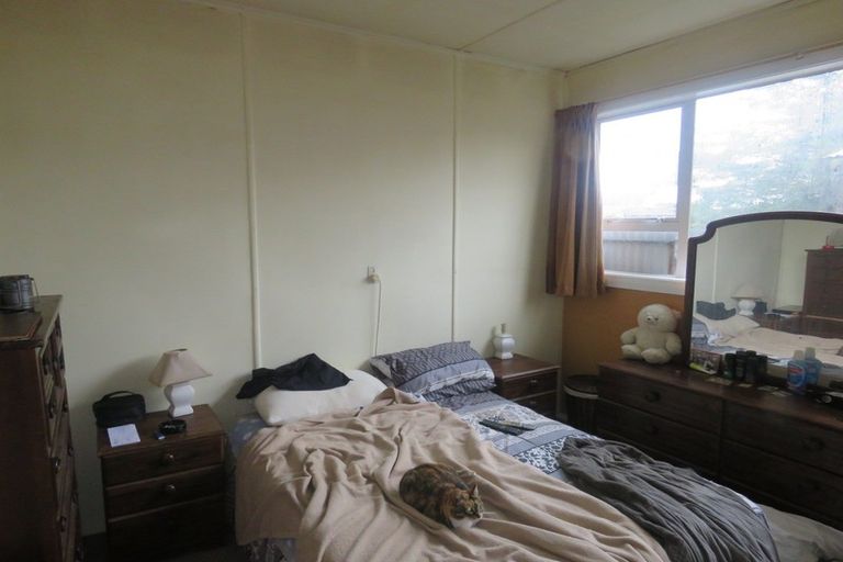 Photo of property in 19 Fonblanque Street, Westport, 7825