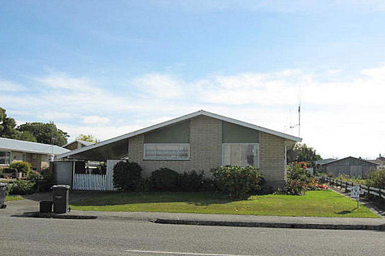 Photo of property in 92 Shearman Street, Waimate, 7924