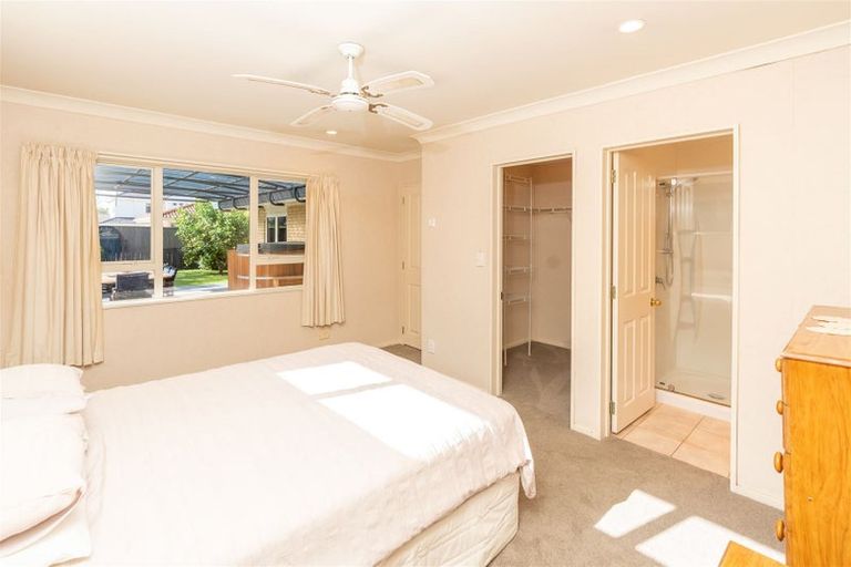 Photo of property in 11 Toi Toi Place, Flagstaff, Hamilton, 3210