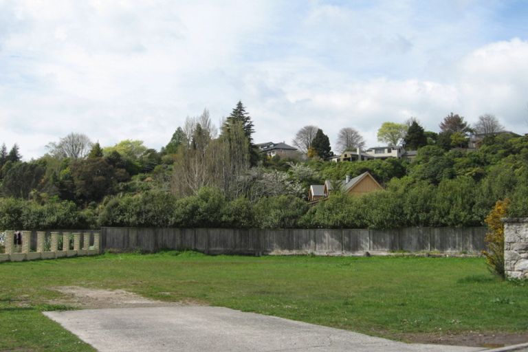 Photo of property in 22 Gemini Place, Kawaha Point, Rotorua, 3010