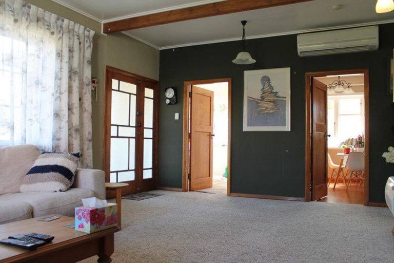 Photo of property in 87 Tirau Street, Putaruru, 3411