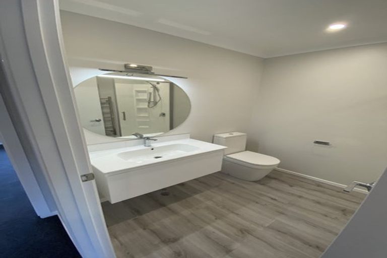 Photo of property in 78 Mawai Hakona Drive, Wallaceville, Upper Hutt, 5018