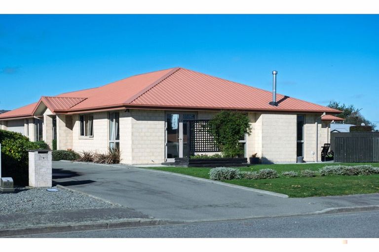 Photo of property in 9 Tancred Street, Geraldine, 7930