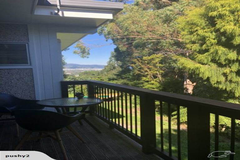 Photo of property in 83 Tirohanga Road, Tirohanga, Lower Hutt, 5010