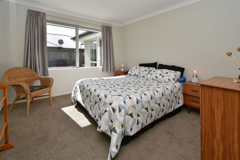 Photo of property in 44 Ti Rakau Drive, Woolston, Christchurch, 8023