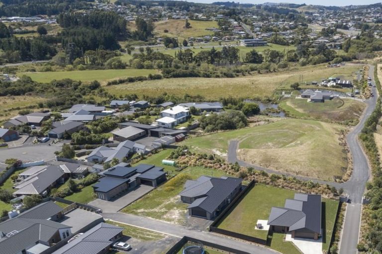 Photo of property in 45 Awa Toru Drive, Fairfield, Dunedin, 9018