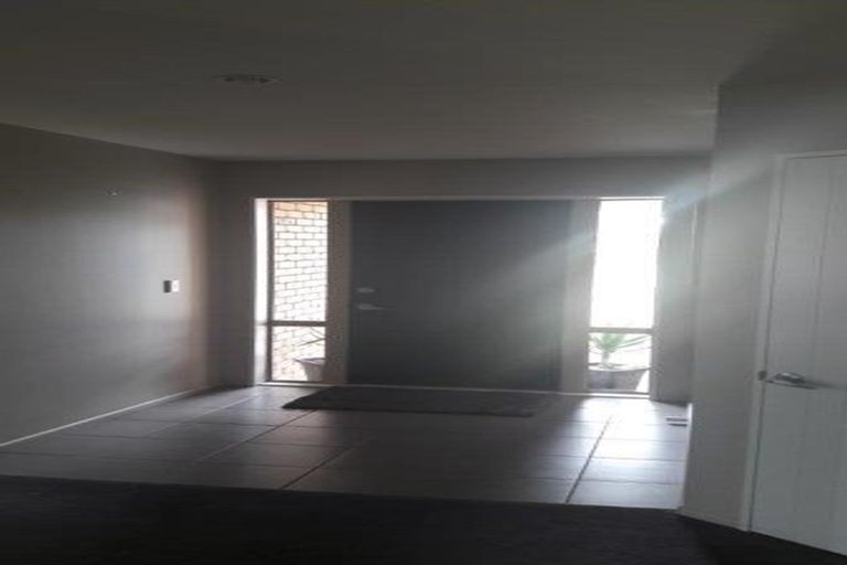 Photo of property in 5 Marlowe Place, Rolleston, 7614