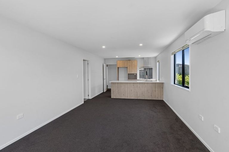 Photo of property in 39 Lady Isaac Drive, Rolleston, 7615