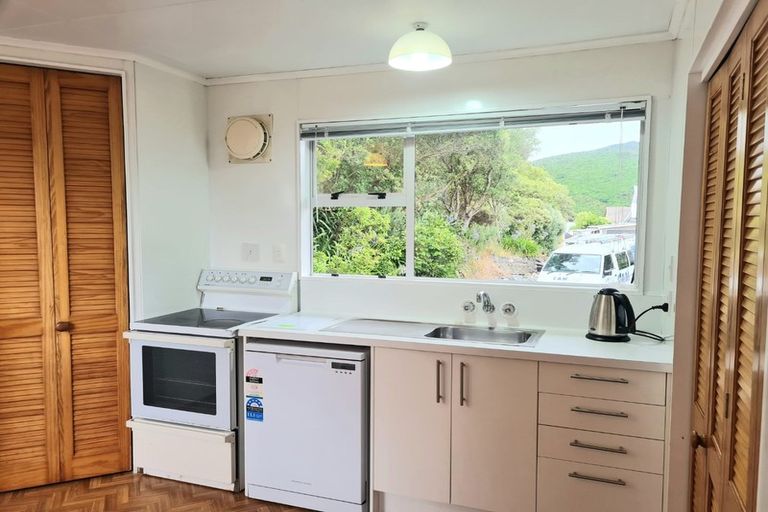 Photo of property in 11 Arizona Grove, Brooklyn, Wellington, 6021