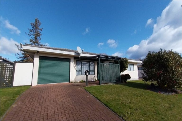 Photo of property in 1/11 Mckee Avenue, Fenton Park, Rotorua, 3010