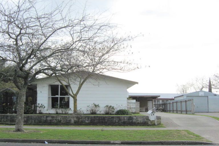 Photo of property in 8a Walton Way, Flaxmere, Hastings, 4120