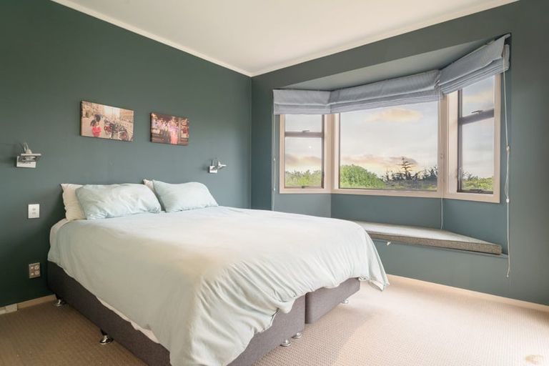 Photo of property in 21 Thornley Street, Titahi Bay, Porirua, 5022