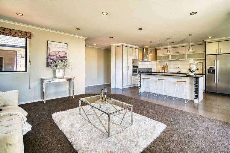 Photo of property in 8 Vosper Close, Leamington, Cambridge, 3432