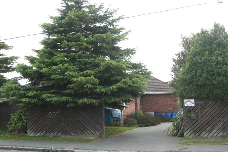 Photo of property in 217 Weston Road, St Albans, Christchurch, 8052