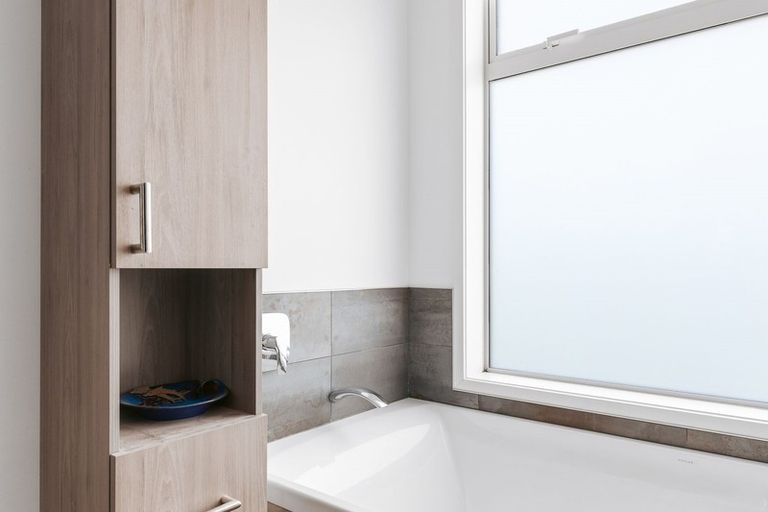 Photo of property in 61 Margaret Drive, Omokoroa, 3114