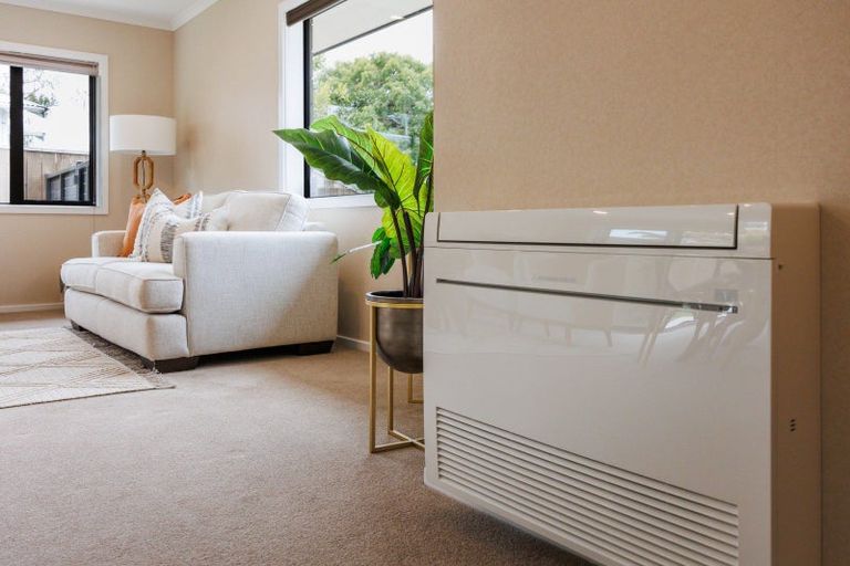 Photo of property in 18 Thomson Street, West End, Palmerston North, 4412