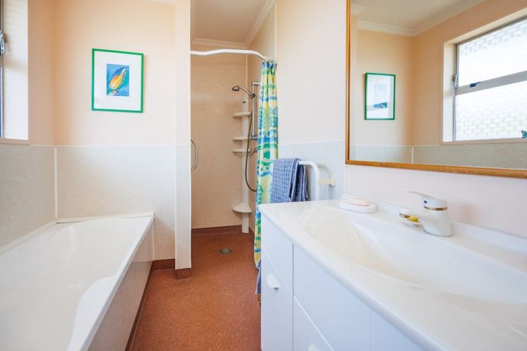 Photo of property in 71 Fairview Avenue, Feilding, 4702