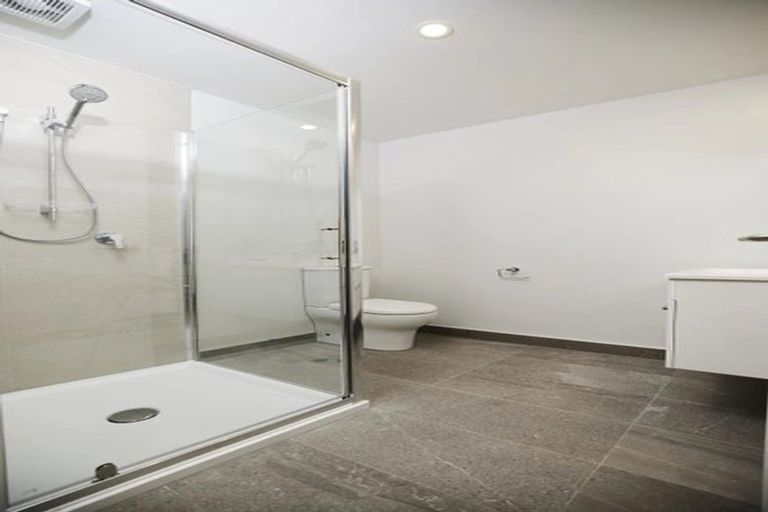 Photo of property in 2/17 Parson Lane, Papatoetoe, Auckland, 2025