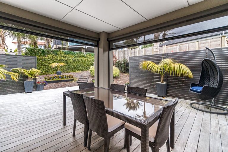 Photo of property in 2 Ashburn Close, Orewa, 0931