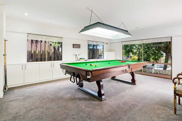 Photo of property in 140 Fisher Parade, Farm Cove, Auckland, 2012