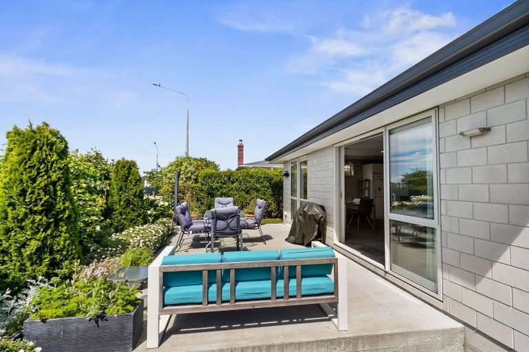 Photo of property in 39 Oxford Street, West End, Timaru, 7910