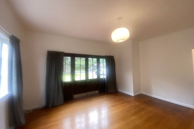 Photo of property in 63 Riverside Drive, Waiwhetu, Lower Hutt, 5010